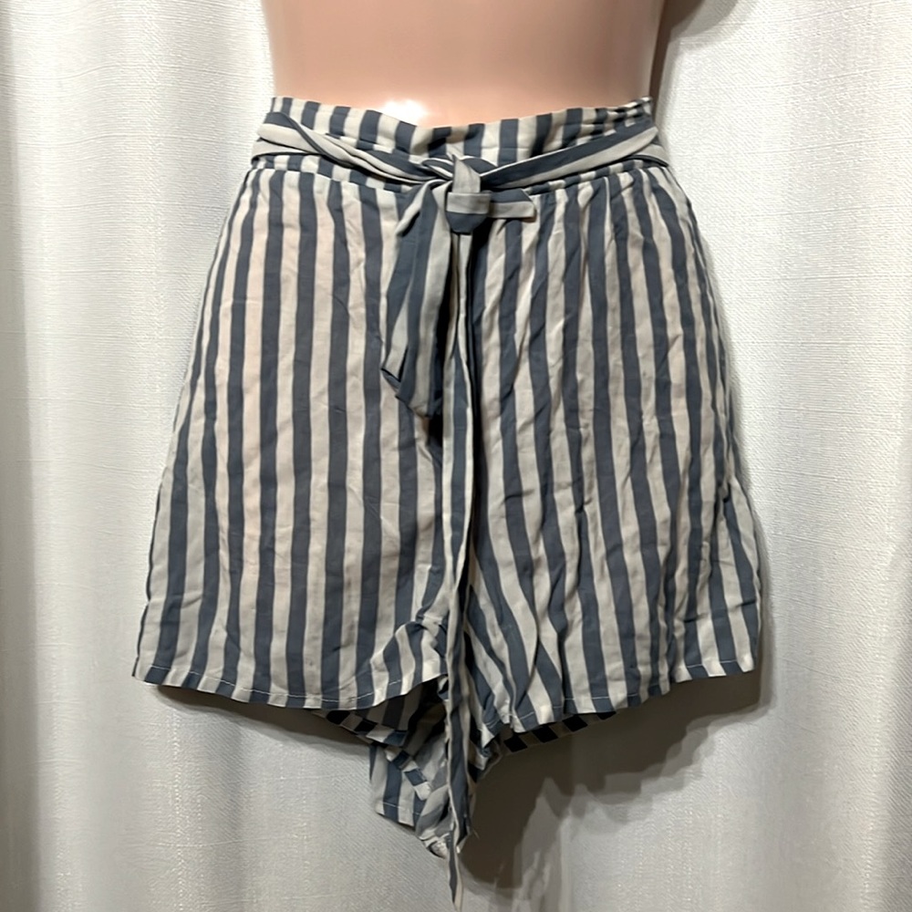 BOGO - 2/$10 Rayon white and blue striped shorts